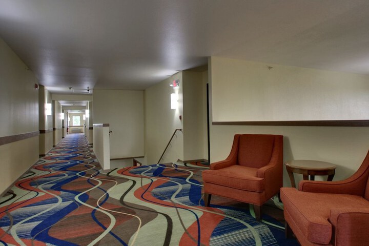 Ballroom/Hall 61 of 65