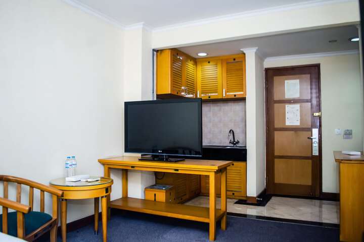 Room 9 of 44