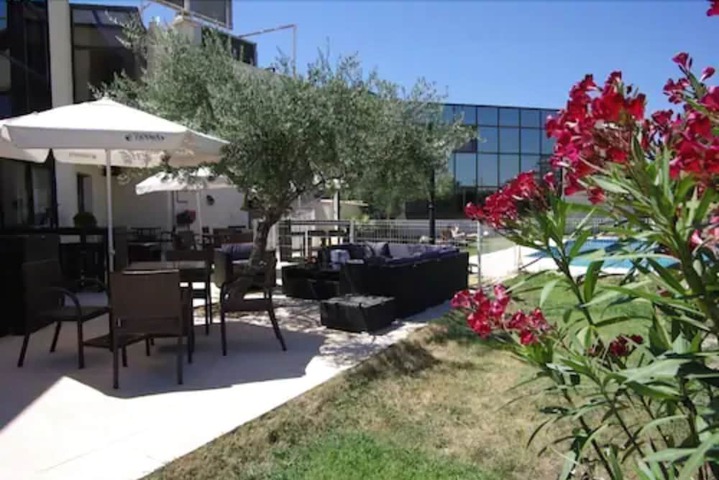 Terrace/Patio 48 of 51