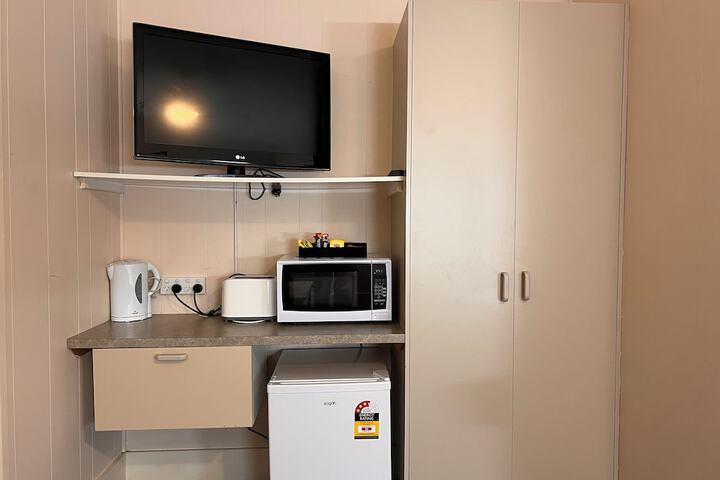 Room 6 of 52