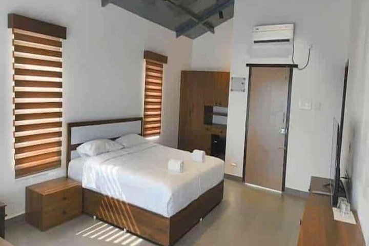 Room 7 of 26
