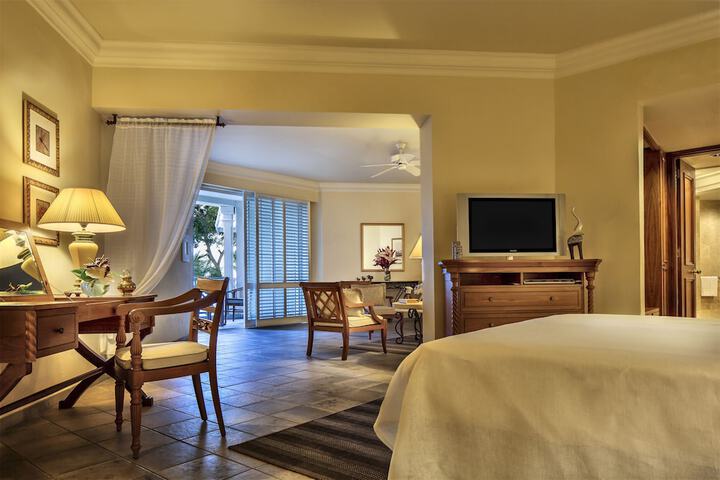 Room 10 of 56