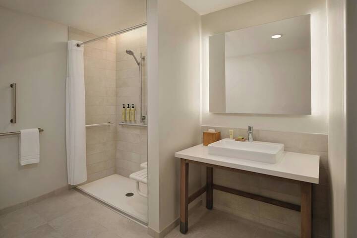 Room 46 of 55