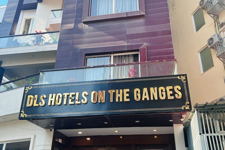 DLS Hotels on the Ganges