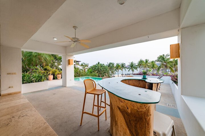 Terrace/Patio 58 of 60