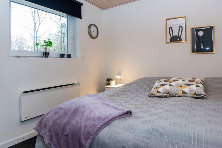Room 3 of 27