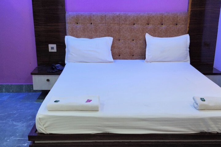 Room 16 of 31