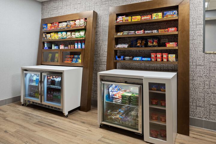 Snack bar