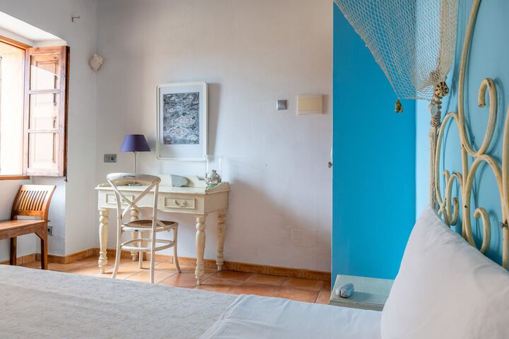 Room 40 of 59