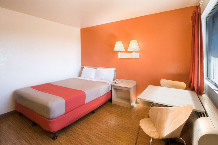 Room 20 of 52