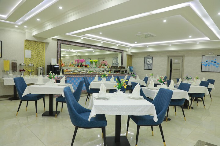 Dining 47 of 81