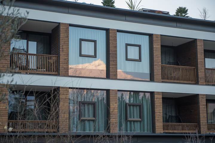 Hotel Exterior 117 of 136