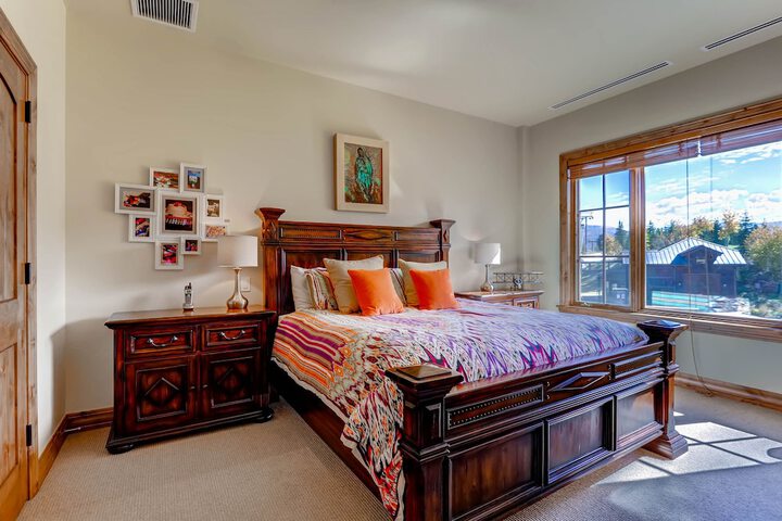 Room 20 of 209