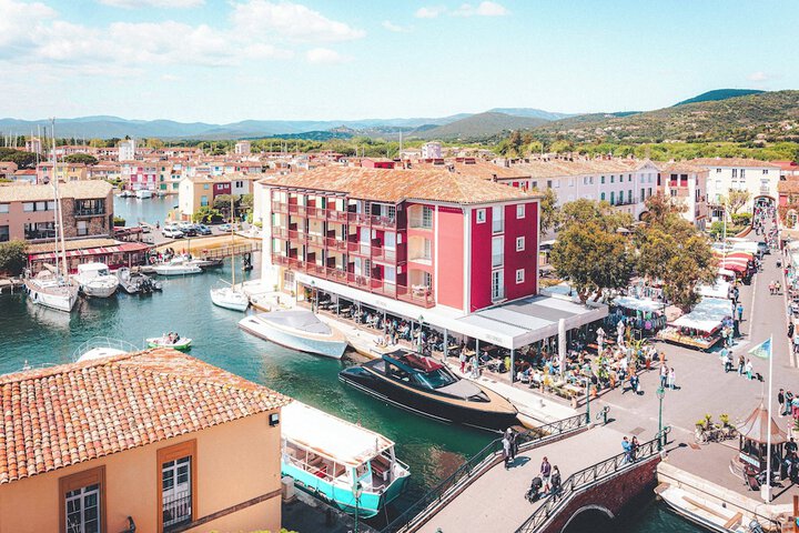 Le Suffren Hotel in Grimaud