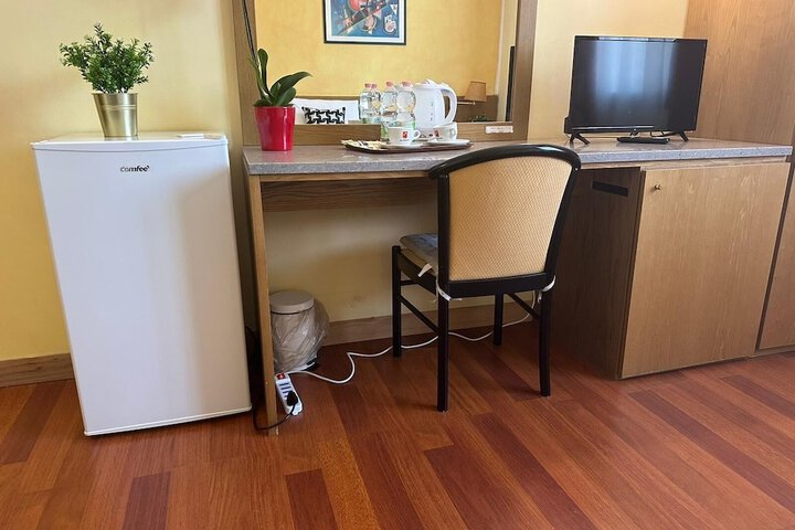 Room 20 of 38