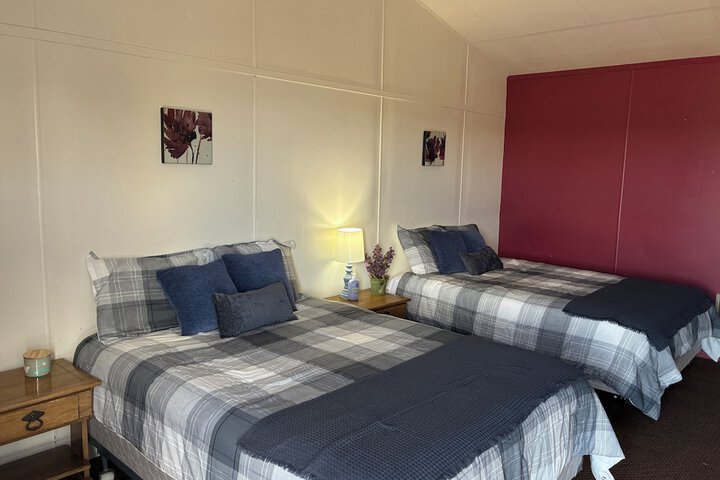 Room 5 of 20