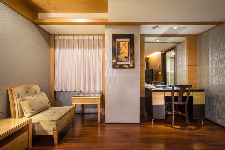Room 109 of 164