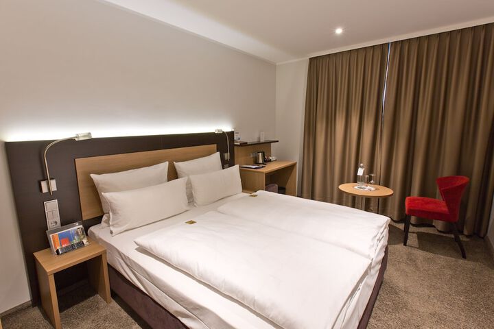 Room 21 of 70