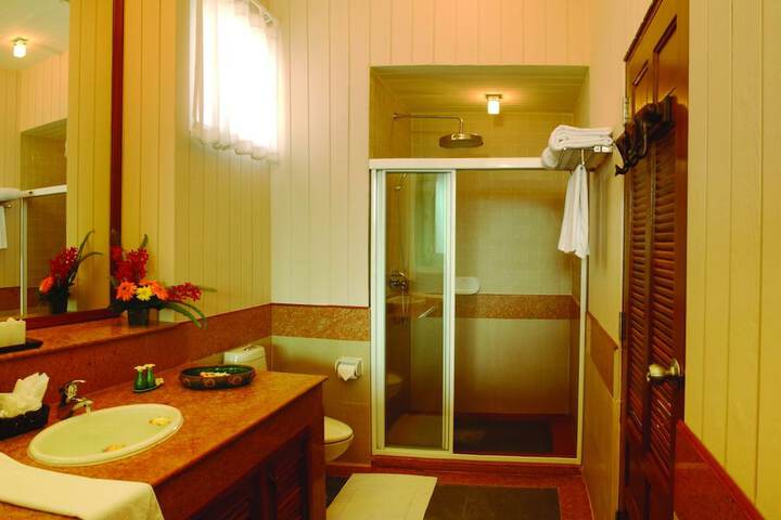 Bath Interior
