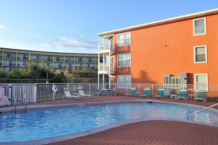 Pool 38 of 47