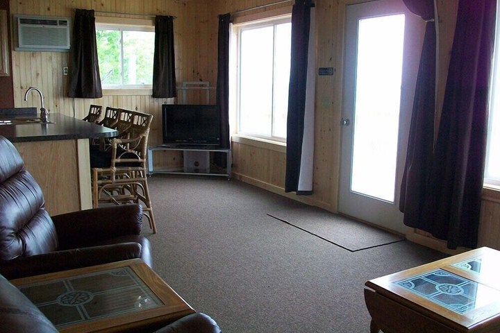 Room 180 of 338