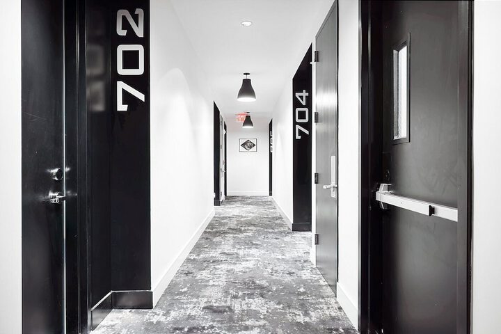 Ballroom/Hall 77 of 89