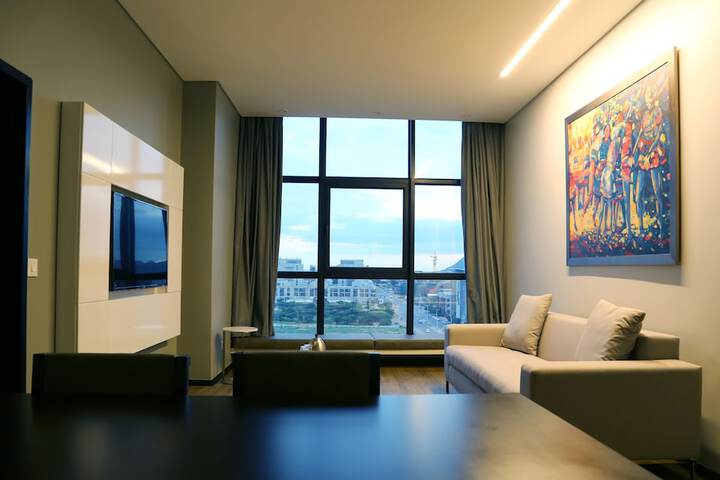Room 5 of 56