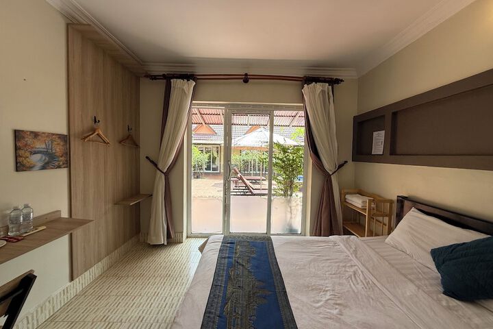 Room 9 of 62