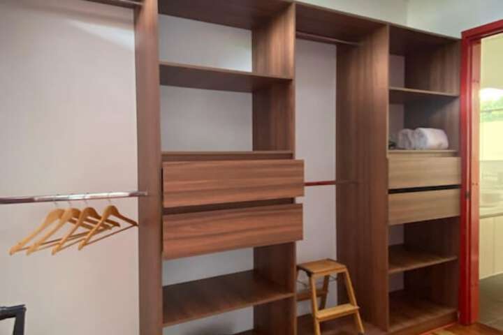 Room 68 of 103