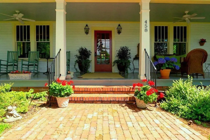458 West Bed & Breakfast