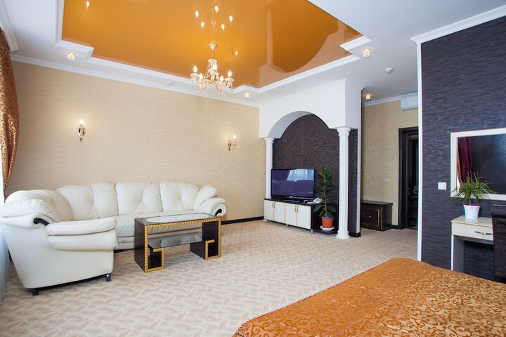 Room 12 of 49