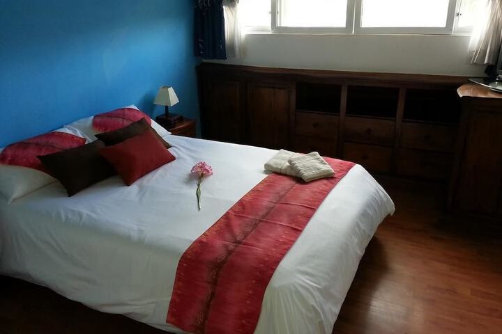 Room 6 of 59