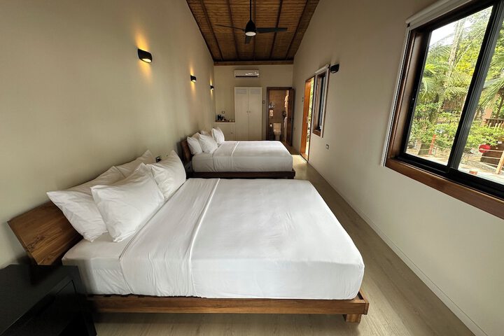 Room 6 of 36