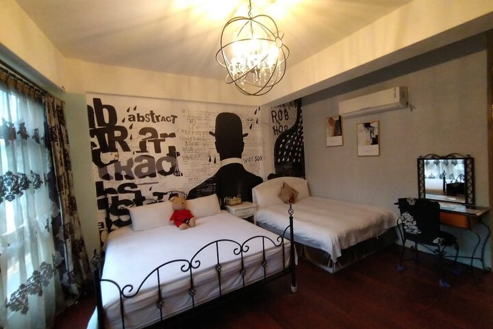 Room 29 of 54