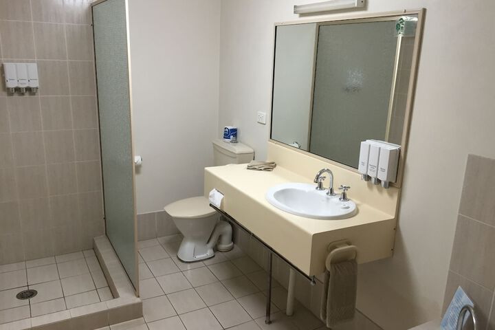 Room 27 of 45