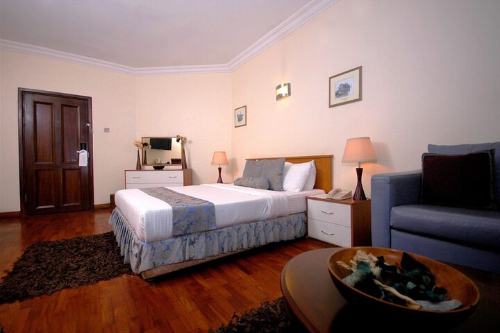 Room 13 of 14