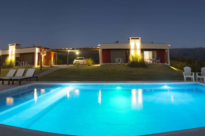 Pool 25 of 46