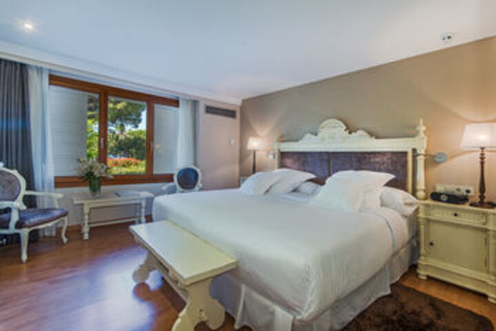 Room Photo