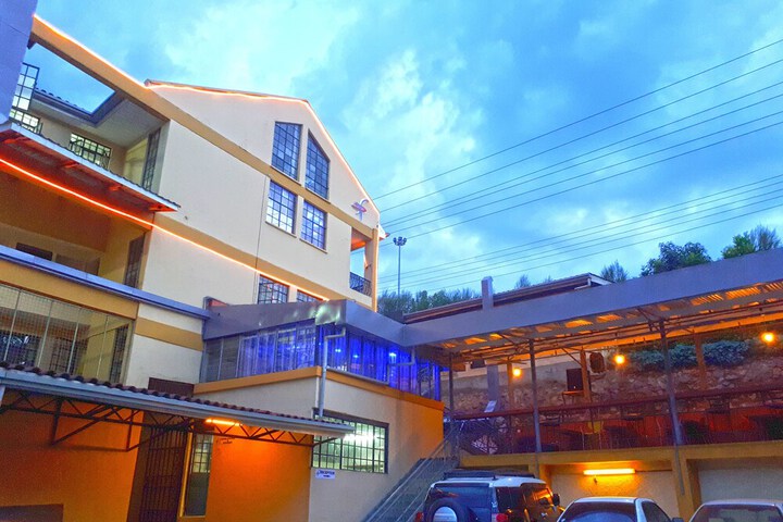 Hotel 30 of 32