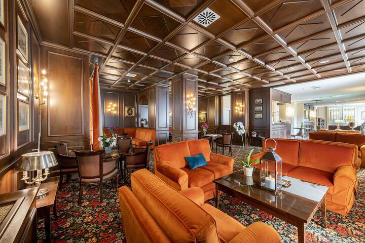 Guest Lobby
