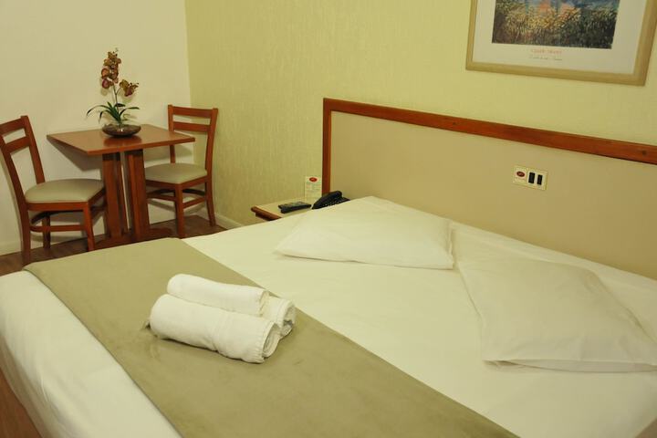 Room 14 of 39