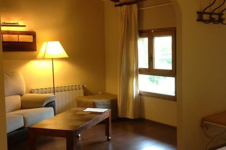 Room 11 of 21