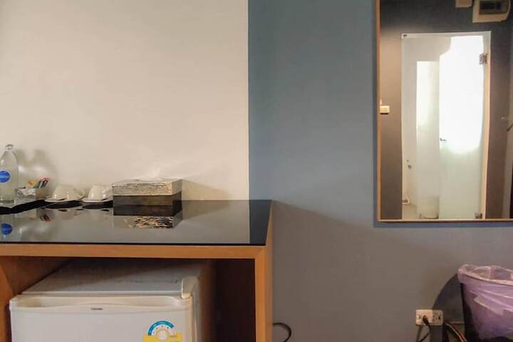Room 11 of 71
