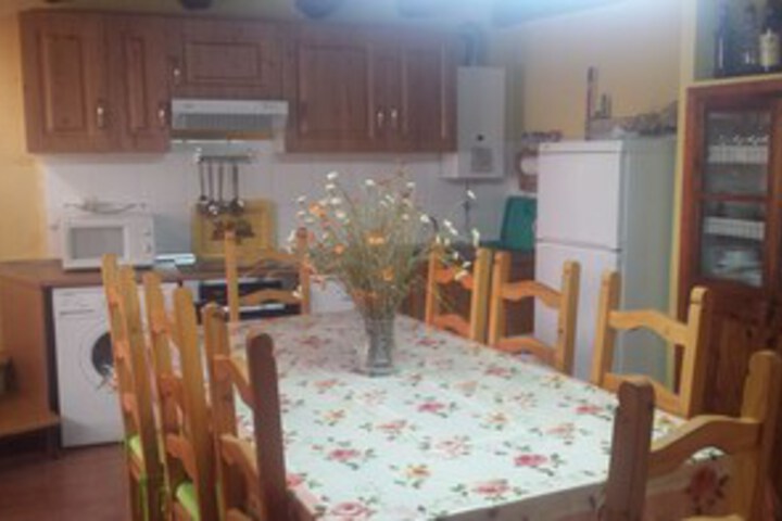 Room 14 of 19