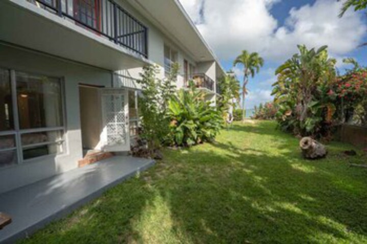 Hotel Exterior 12 of 50