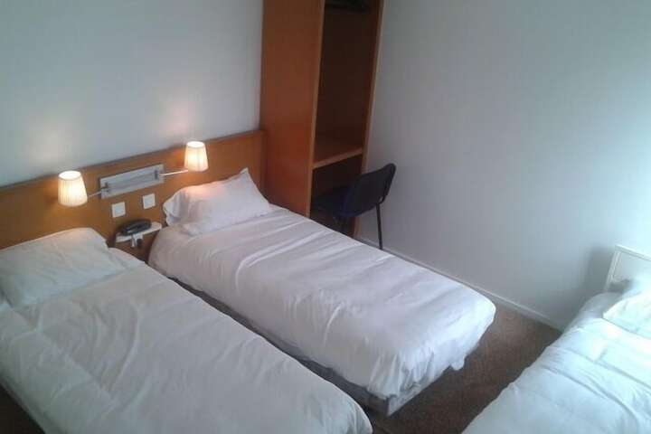 Room 15 of 63
