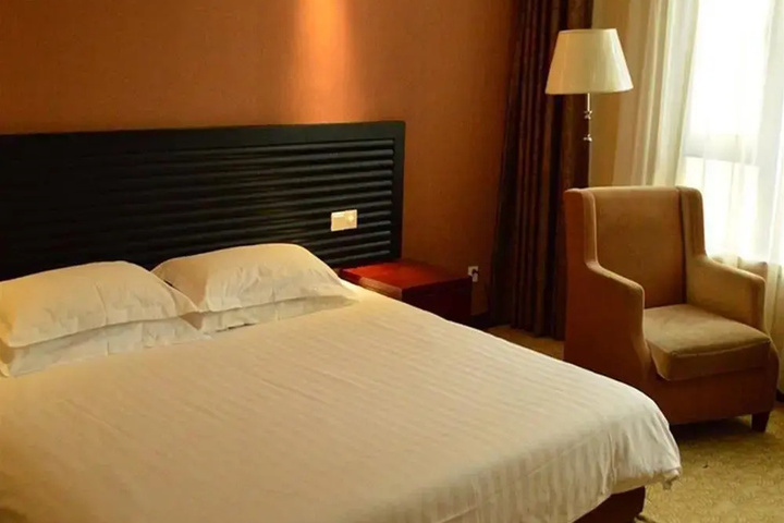 Room 2 of 12