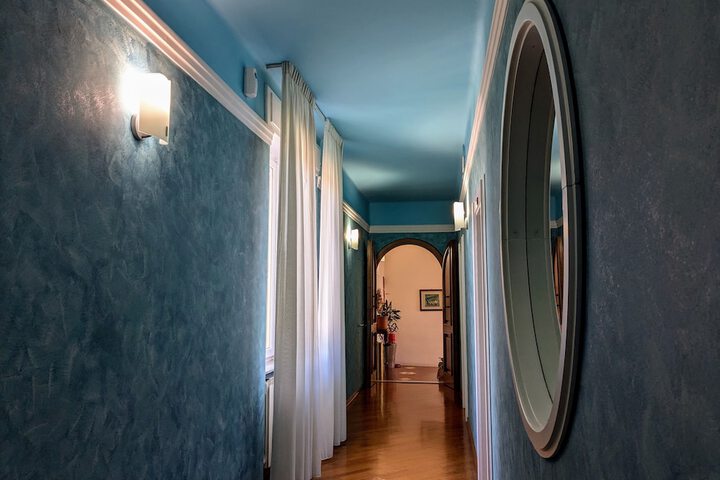 Ballroom/Hall 51 of 59