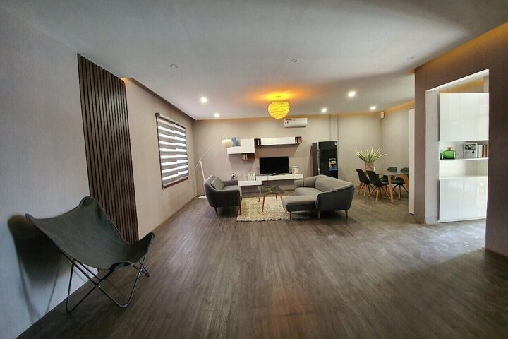 Room 14 of 37
