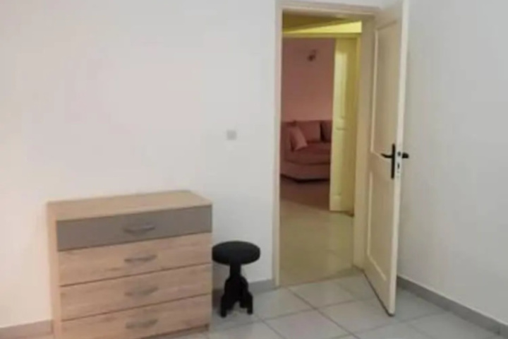 Room 7 of 14